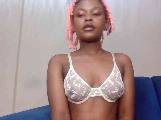 LillyGoddess webcam