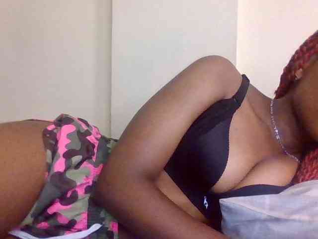 LillyGoddess webcam