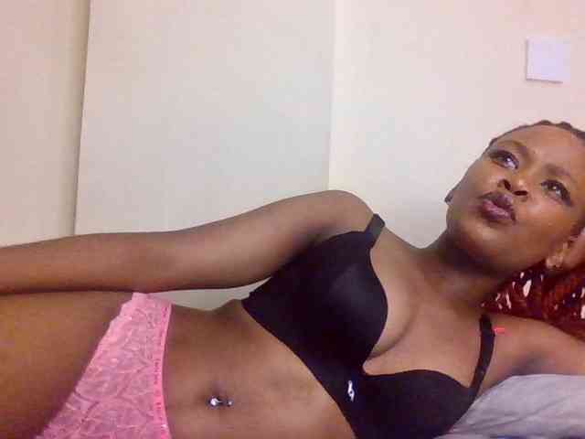 LillyGoddess webcam