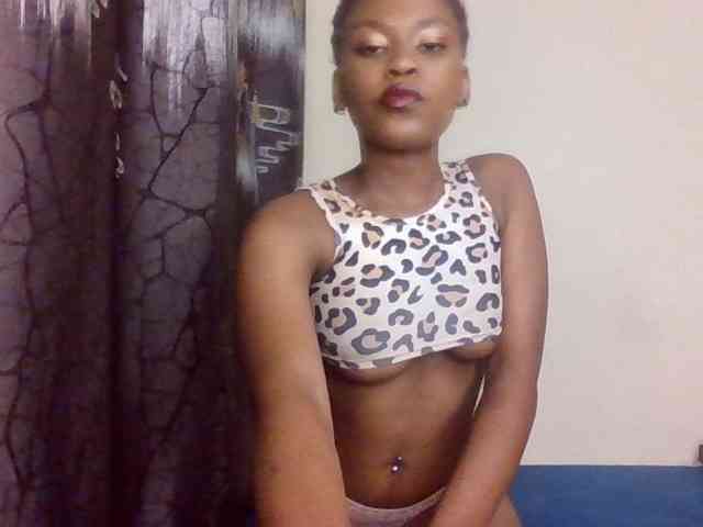 LillyGoddess webcam