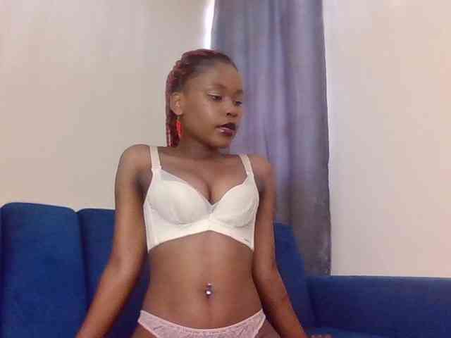 LillyGoddess webcam