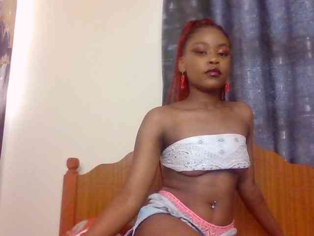 LillyGoddess webcam
