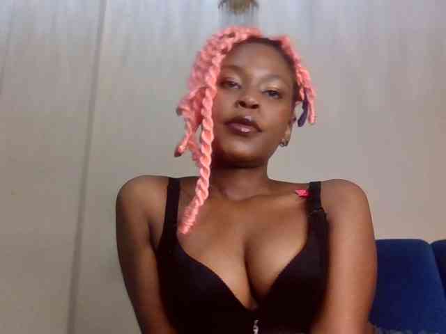 LillyGoddess webcam