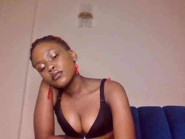 LillyGoddess webcam