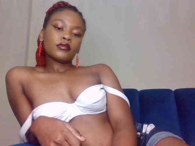 LillyGoddess webcam