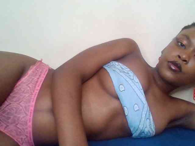 LillyGoddess webcam