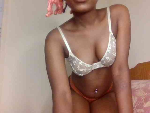 LillyGoddess webcam