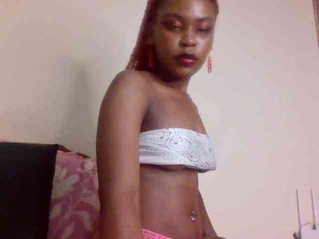 LillyGoddess webcam