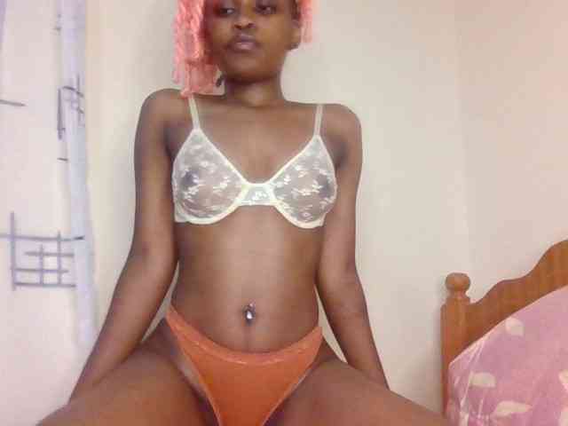 LillyGoddess webcam