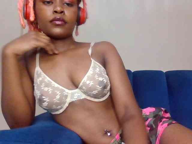 LillyGoddess webcam