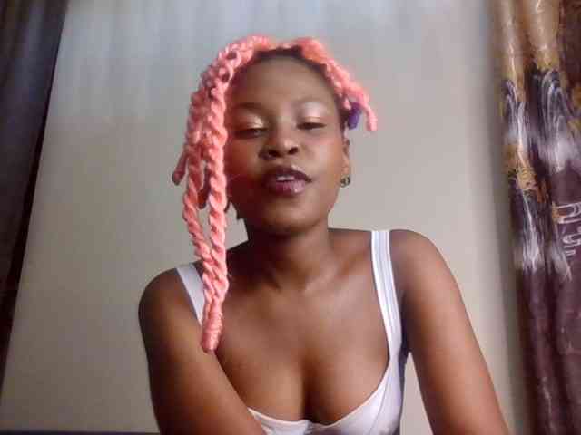 LillyGoddess webcam