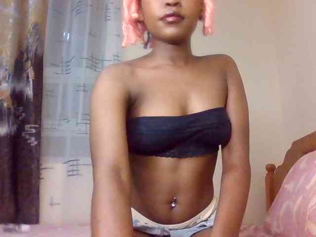 LillyGoddess webcam