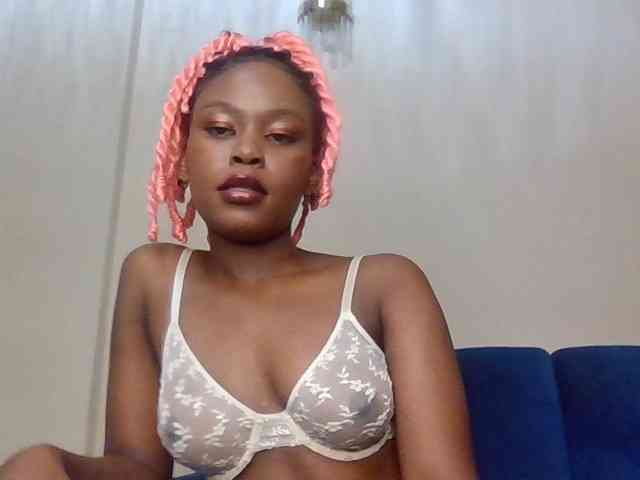 LillyGoddess webcam