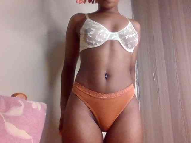LillyGoddess webcam