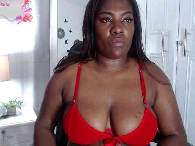 Bellatrix-Queen webcam