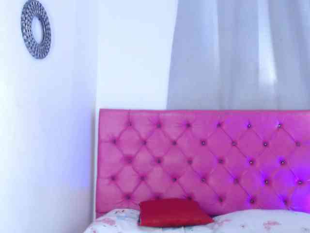 Bellatrix-Queen webcam