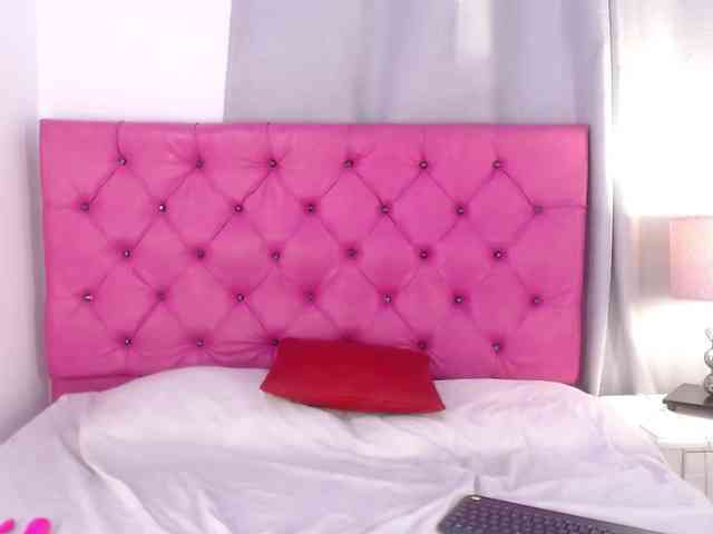 Bellatrix-Queen webcam