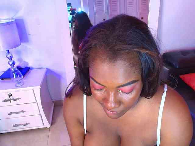 Bellatrix-Queen webcam