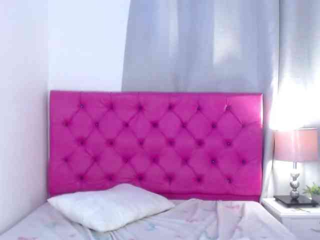 Bellatrix-Queen webcam