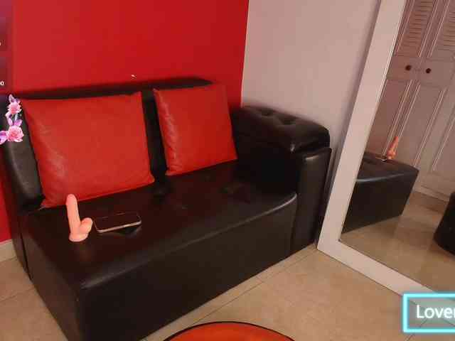 Bellatrix-Queen webcam