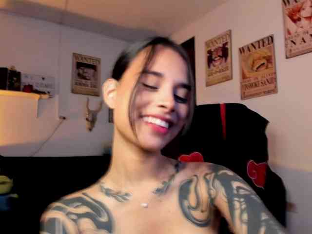 Alessiairis webcam