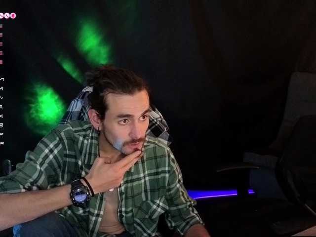 Aaronandelizabeth from BongaCams is Freechat