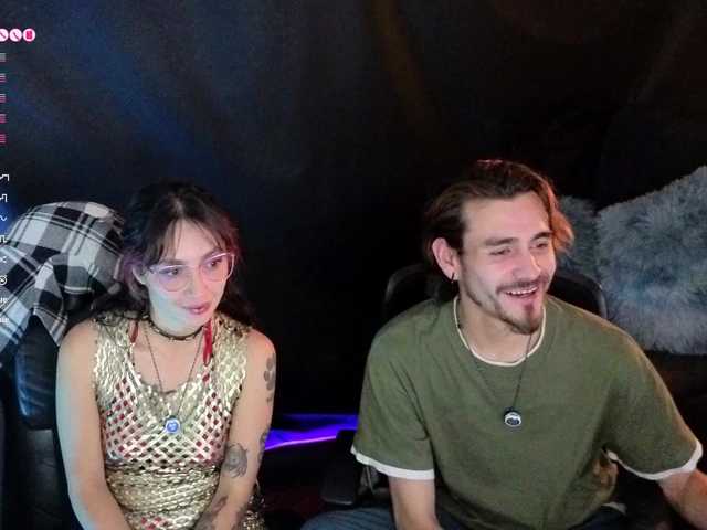 Aaronandelizabeth from BongaCams is Freechat