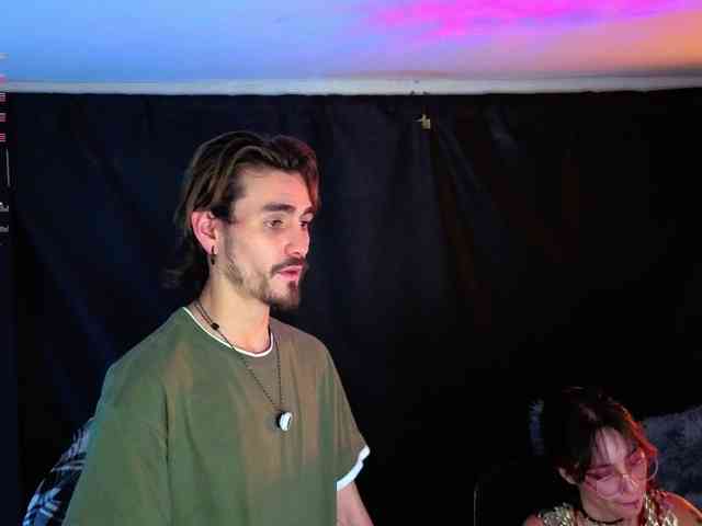 Aaronandelizabeth webcam