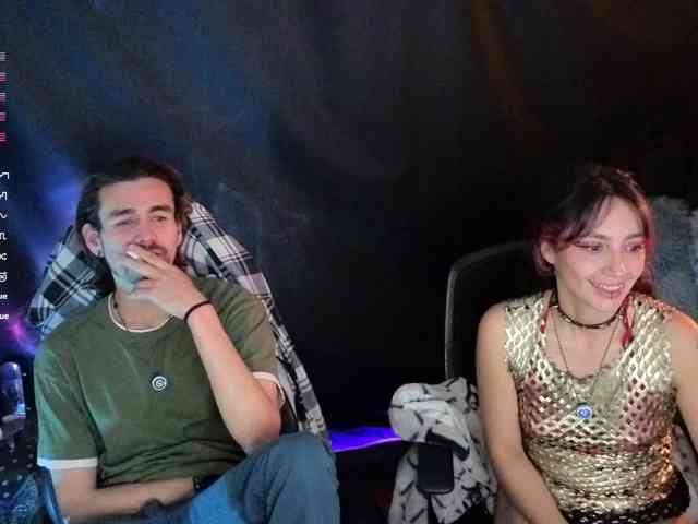 Aaronandelizabet... Live Webcam on BongaCams