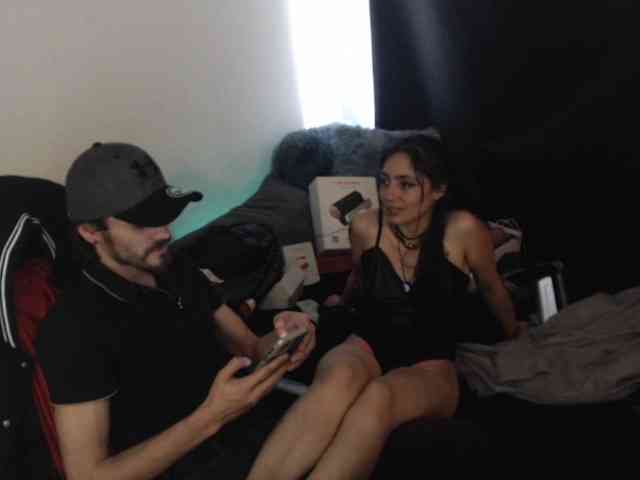 Aaronandelizabeth webcam