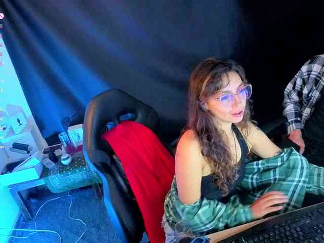 Aaronandelizabeth webcam