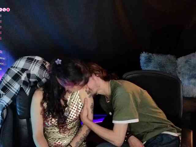 Aaronandelizabeth webcam