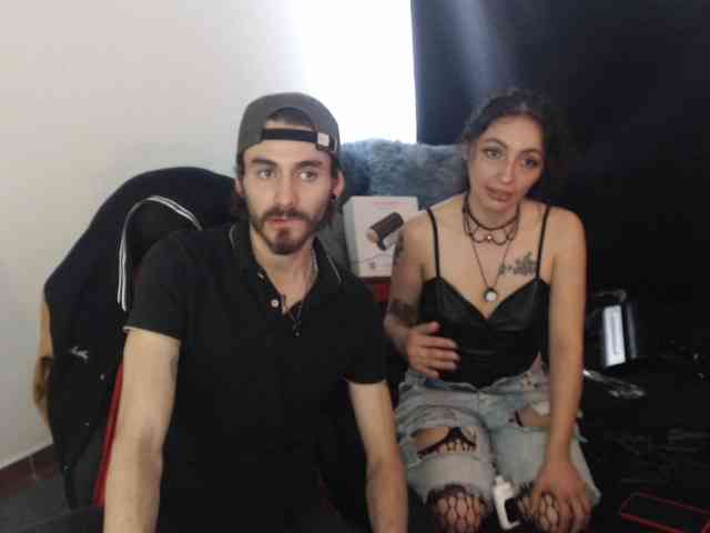 Aaronandelizabeth webcam