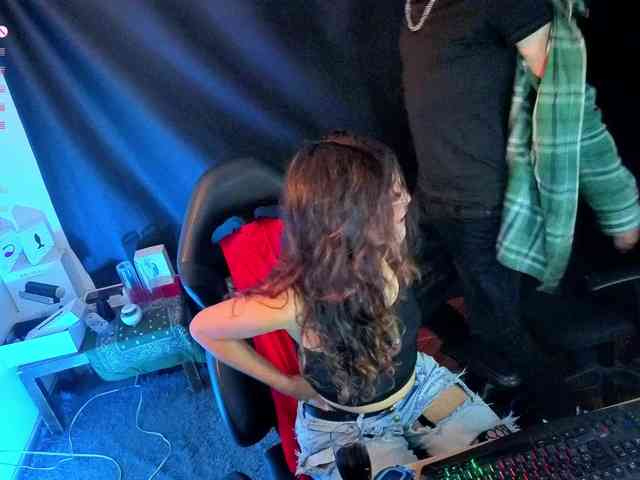 Aaronandelizabeth webcam