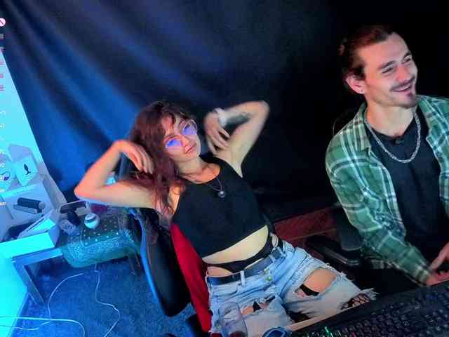 Aaronandelizabeth webcam