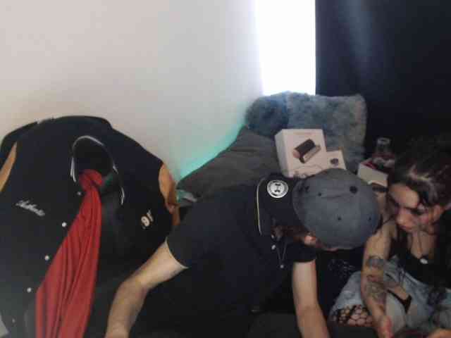 Aaronandelizabeth webcam