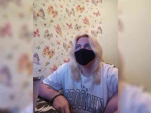 WhiteCrystal webcam