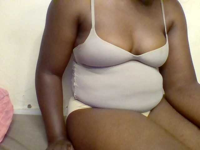 Sexxyblacky live cam