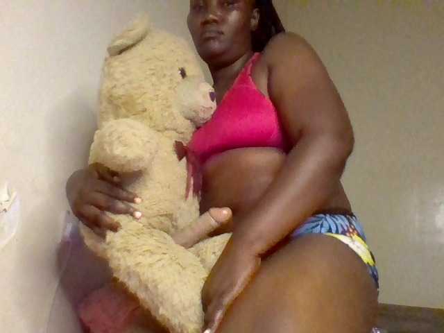 BongaCams Sexxyblacky is Freechat Sexxyblacky — LETS HAVE FUN DADDY 230 TKNS