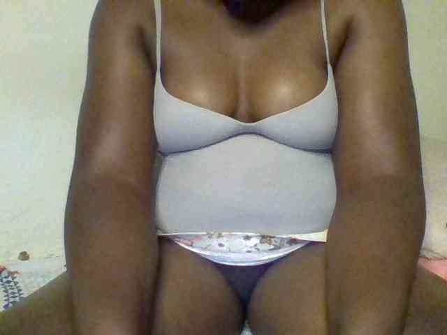 Sexxyblacky webcam