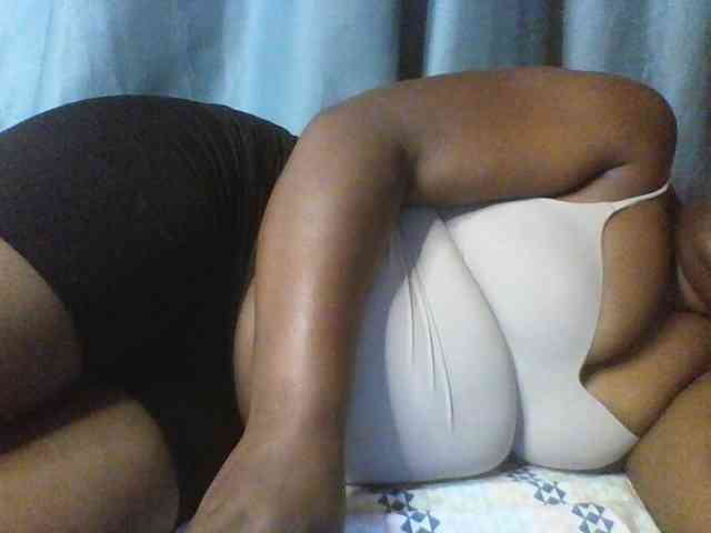 Sexxyblacky webcam