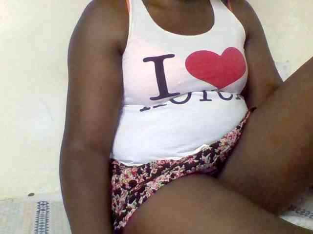 Sexxyblacky webcam