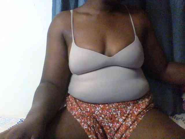 Sexxyblacky webcam