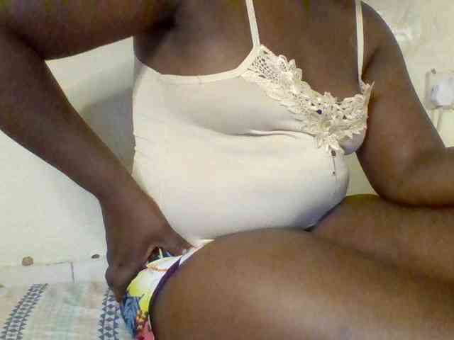 Sexxyblacky webcam