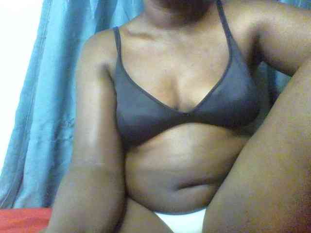 Sexxyblacky webcam