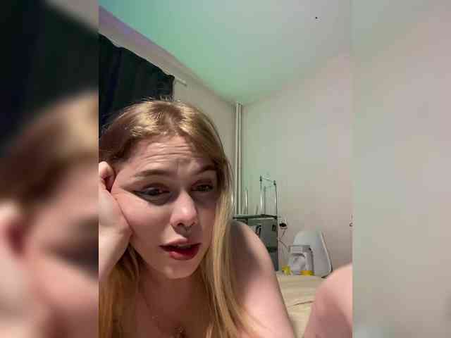 LiaRobinson webcam