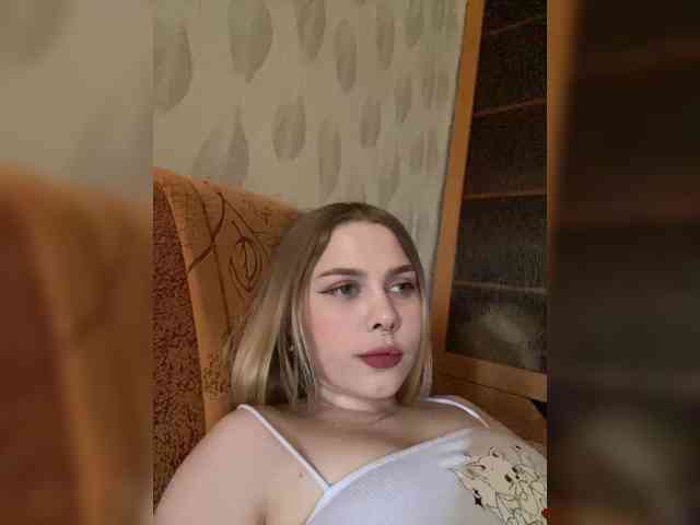 LiaRobinson Live Webcam on BongaCams