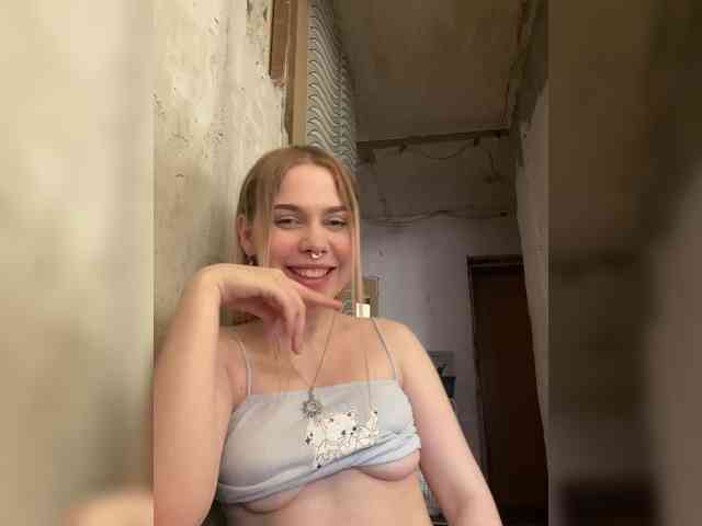 LiaRobinson webcam