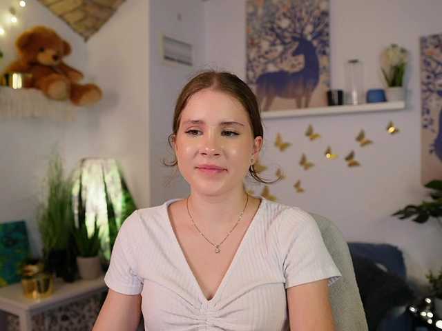 EmilyBlake webcam bongacams model stream image