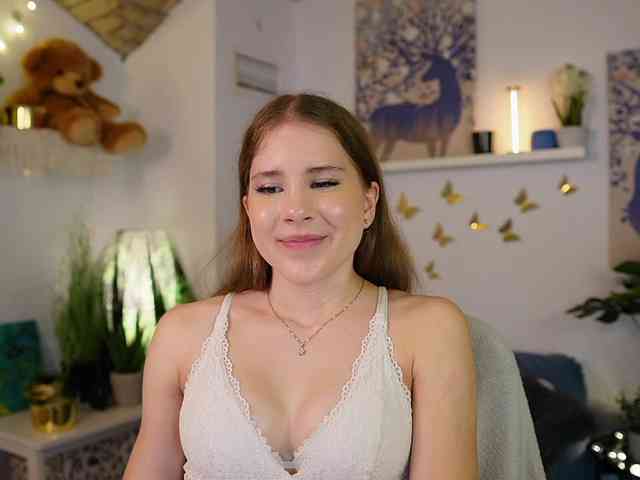 EmilyBlake webcam